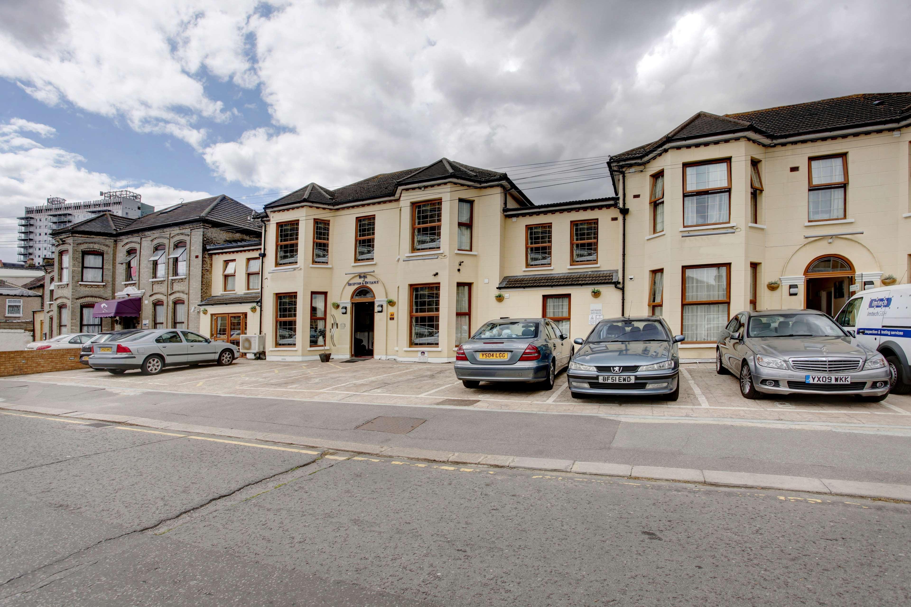 Best Western London Ilford Hotel Exterior photo